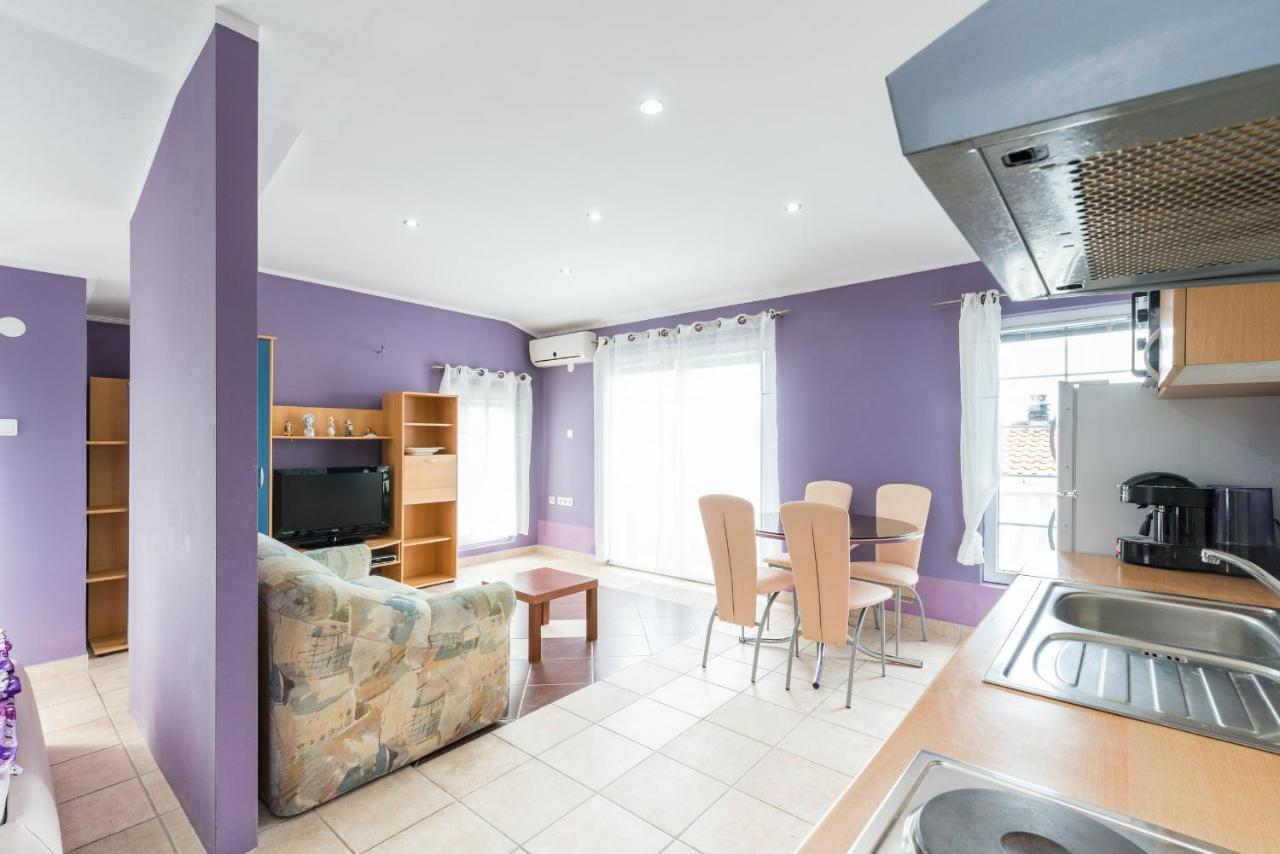 Apartments Mahnet Vir Habitación foto